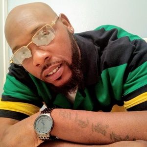 Meet your Posher, Dekeal